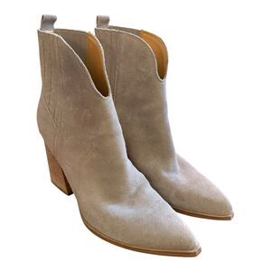 Marc Fisher Booties Mlommie Pointy Toe Boot Size 8.5 Gray Suede Chunky Heel